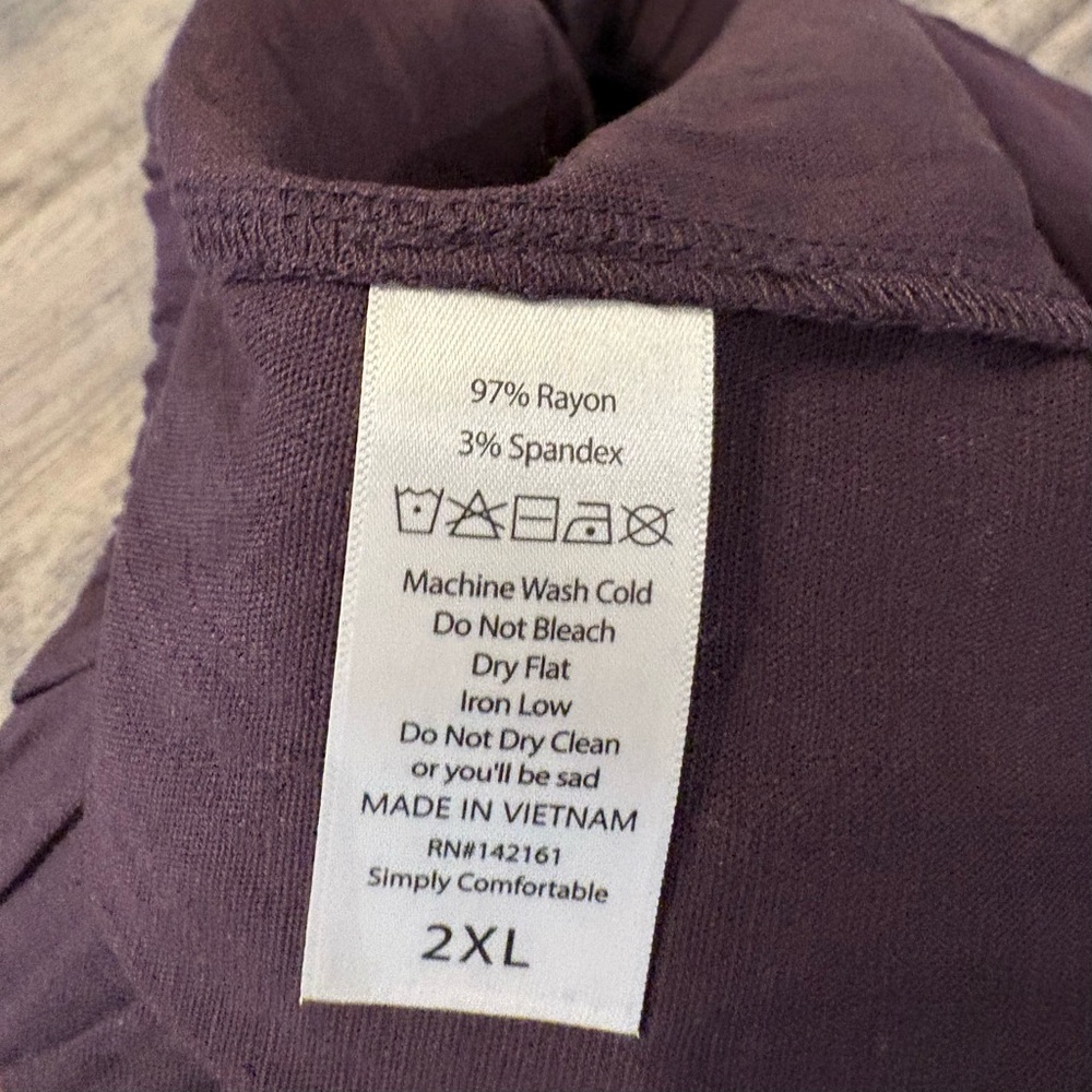 NWT LuLaRoe Justine Pants - 2XL - Picture 3 of 4